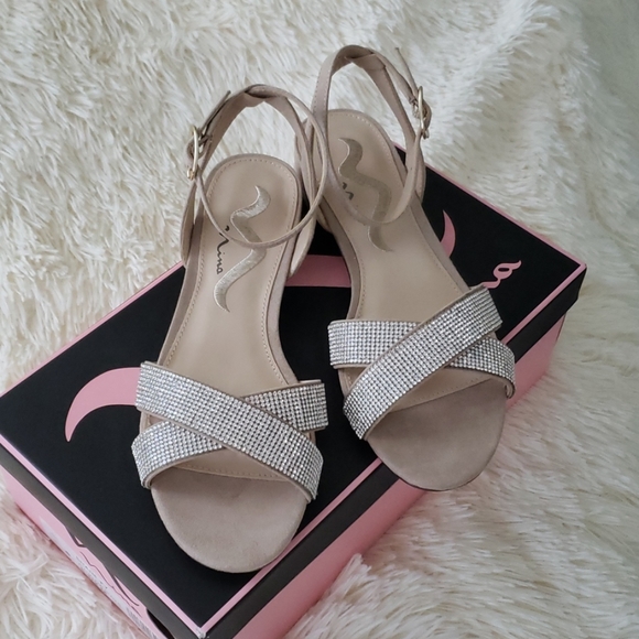 nina sandals silver